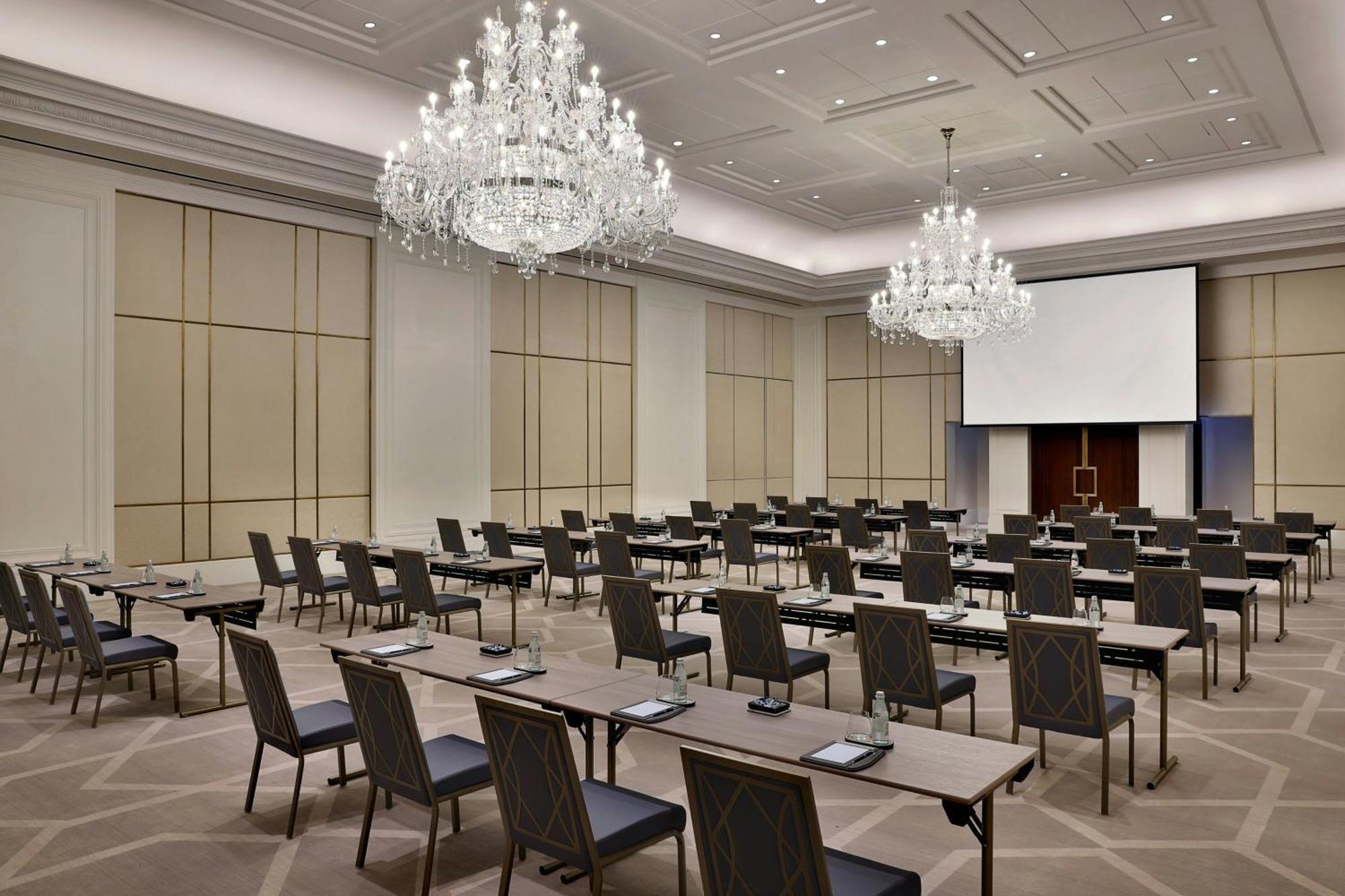 The Ritz-Carlton, Amman Hotel Kültér fotó The ballroom