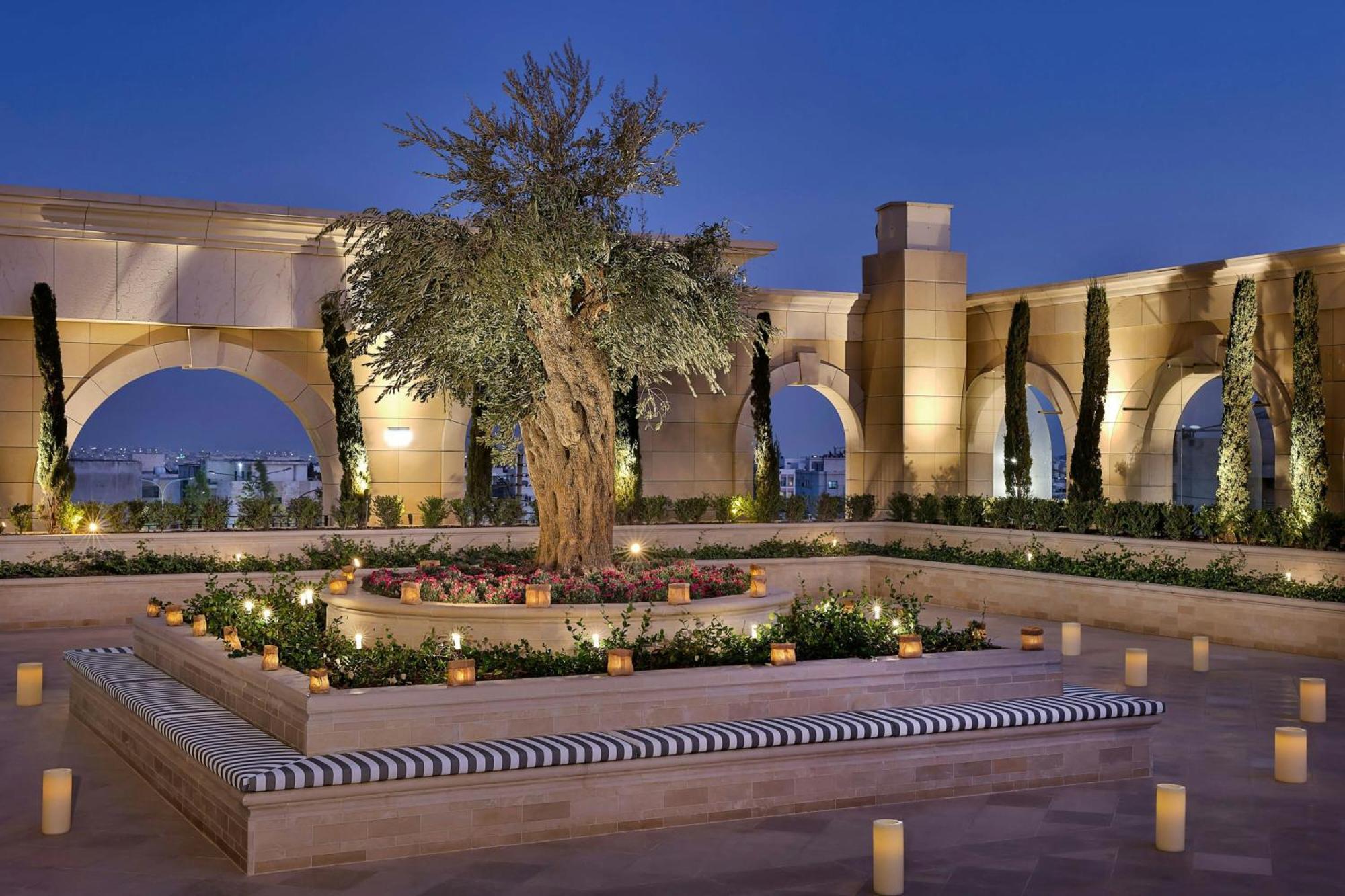 The Ritz-Carlton, Amman Hotel Kültér fotó The Westin La Paloma